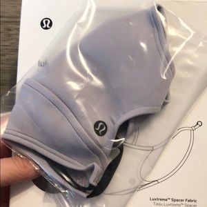 Lululemon Ear Loop Mask-purple